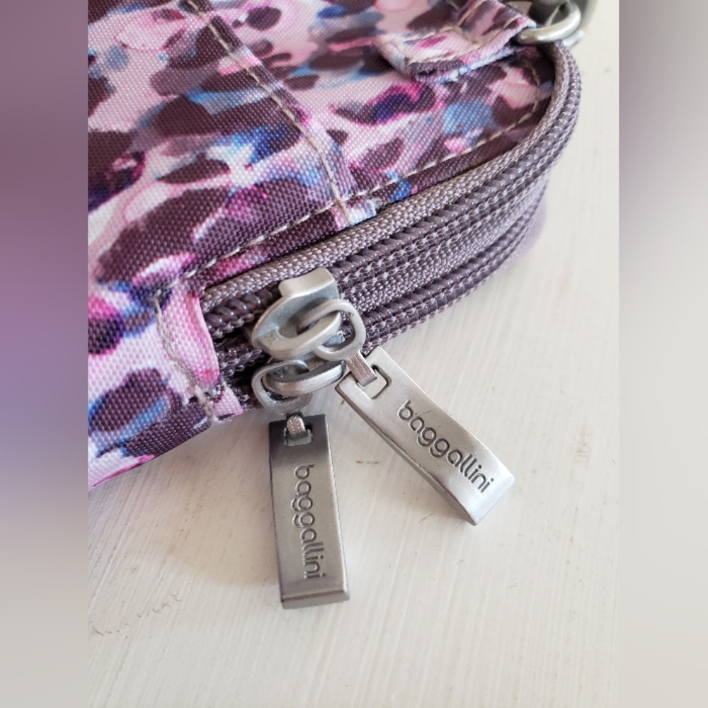 Baggallini Crossbody Purse, Not Used, Pink & Purple - Picture 3 of 6